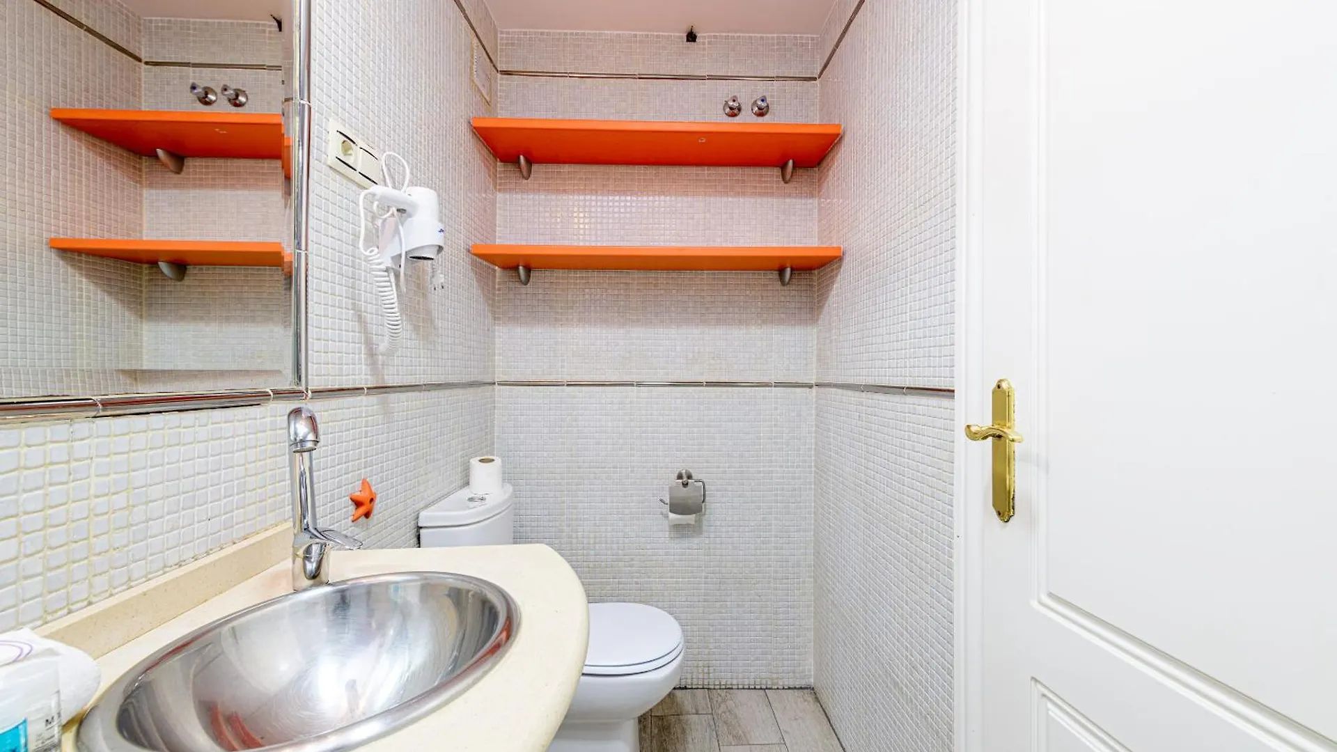 Wintowinrentals Estudio Interior Malaga Centro 0*,
